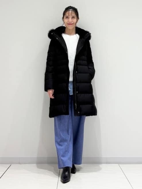 kayoさんの「INDIVI｜【名品／撥水／抗菌防臭】ロング丈リサイクルダウンコート」を使ったコーディネート