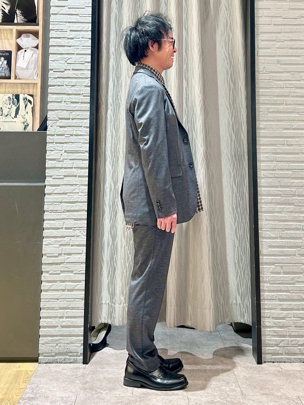 KENJI Iさんの「THE SHOP TK｜【動きやすい、快適ビジネスジャケット】TRジャージ ジャケット　セットアップ可/洗濯機OK/ストレッ」を使ったコーディネート