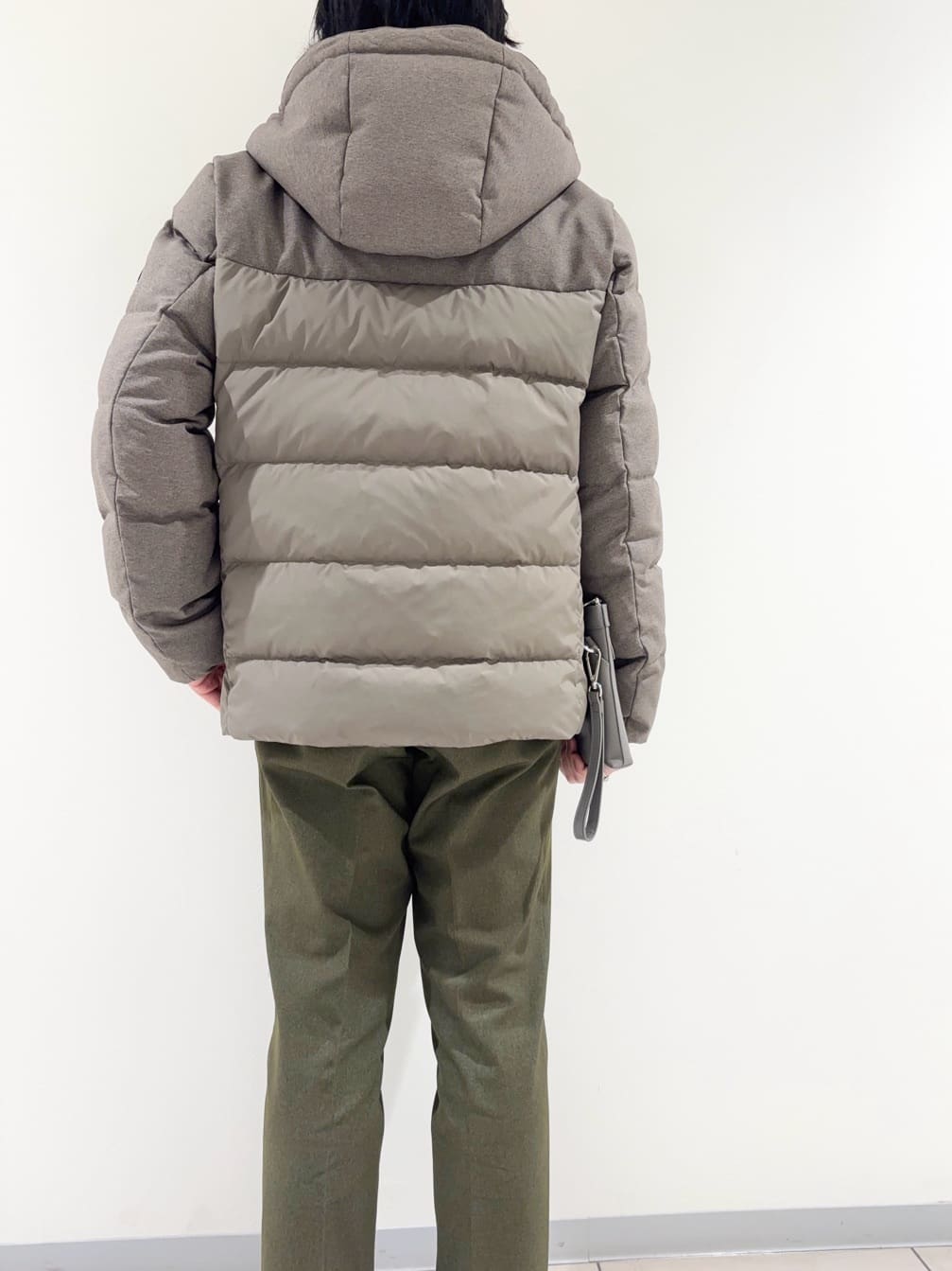 及川さんの「TAKEO KIKUCHI｜カラーコンビ ダウンブルゾン」を使ったコーディネート