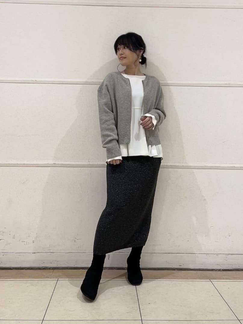 watanabeさんの「UNTITLED｜【洗える/重ね着/フォーマル】レイヤード ペプラムブラウス」を使ったコーディネート