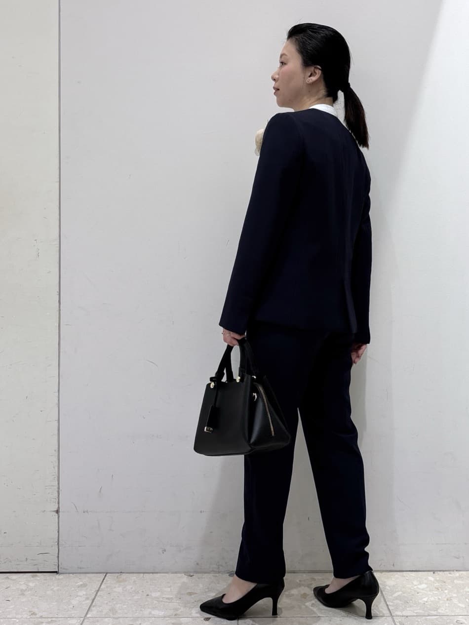 mameさんの「OPAQUE.CLIP｜《通勤／セットアップ対応》 Vネックジャケット／ダブルクロス【洗濯機OK】」を使ったコーディネート