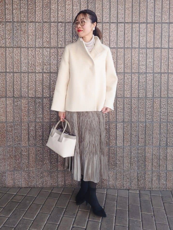 MUTSUKOさんの「UNTITLED｜【ツイード風/スタンドカラー】ファンシーヘリンボンコート」を使ったコーディネート