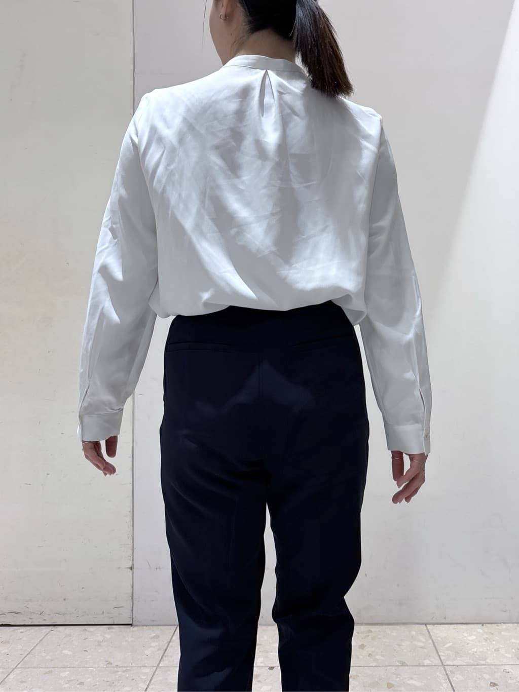 mameさんの「OPAQUE.CLIP｜《通勤／セットアップ対応》 Vネックジャケット／ダブルクロス【洗濯機OK】」を使ったコーディネート