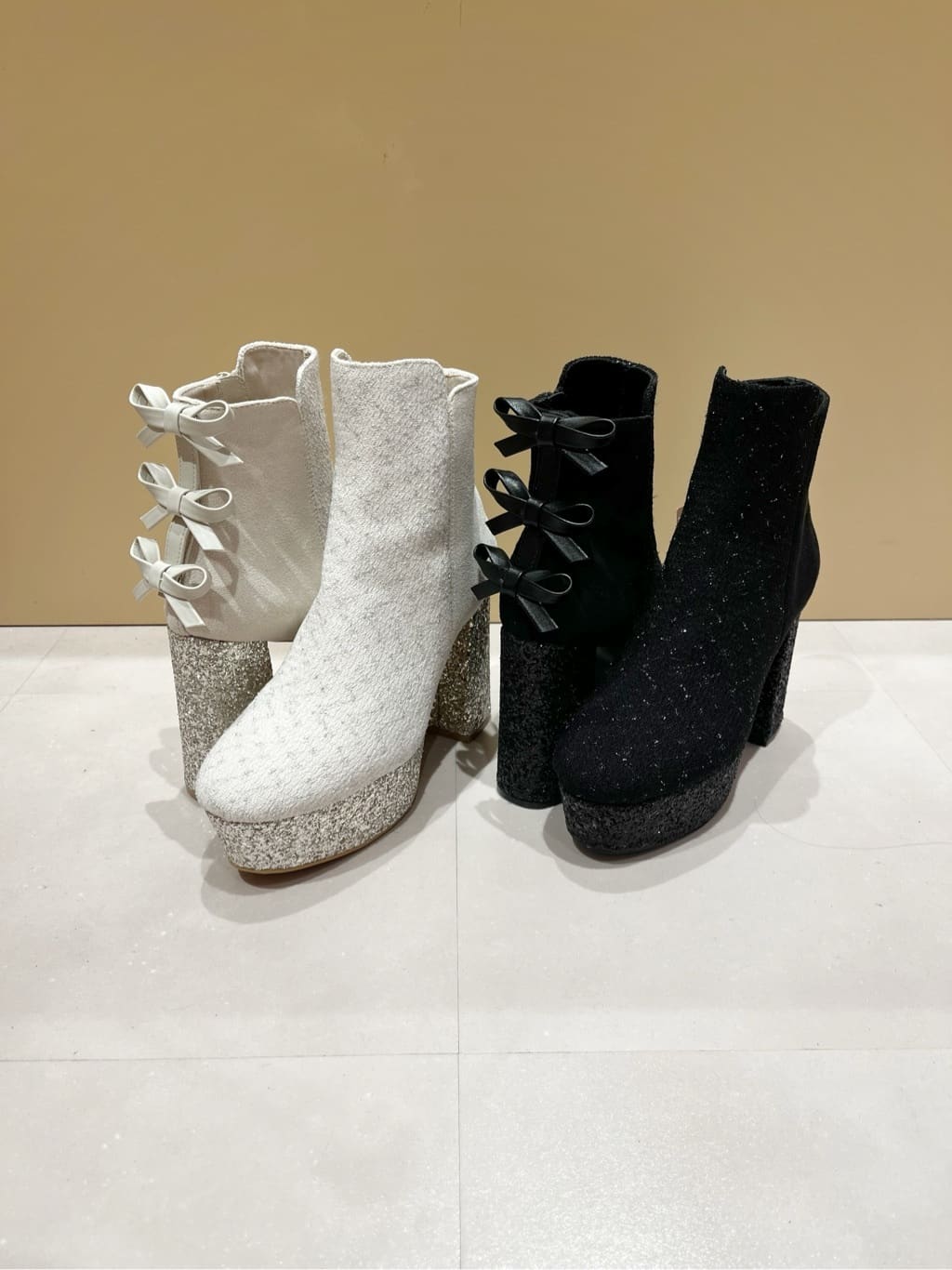 Maoさんの「ESPERANZA｜洗えるシンプルカラーストール 累計販売約5000枚【防寒／マフラー／無地／ギフト】」を使ったコーディネート