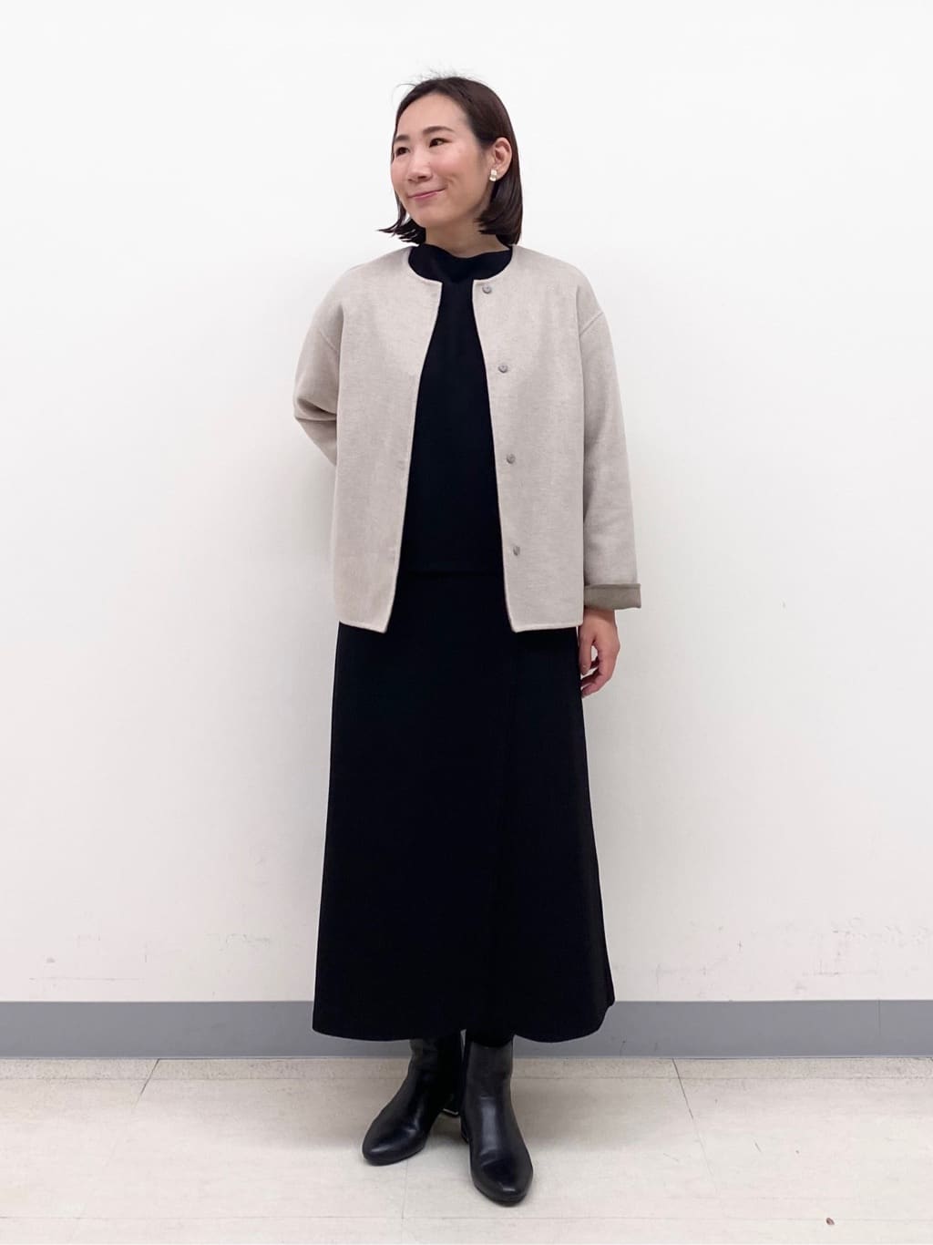 YUKARIさんの「INDIVI｜【配色デザイン／ショート丈】ウールリバー ノーカラーコート」を使ったコーディネート