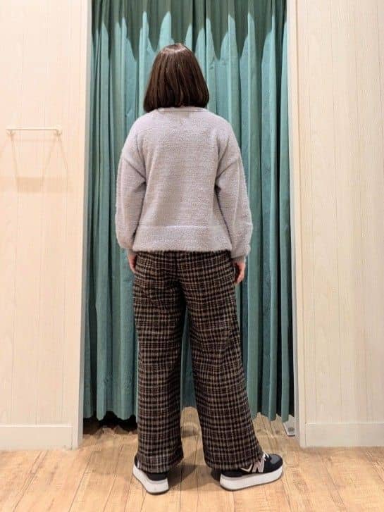 ゆーさんさんの「SHOO･LA･RUE｜大人きらめく ふわふわパール調ニット」を使ったコーディネート