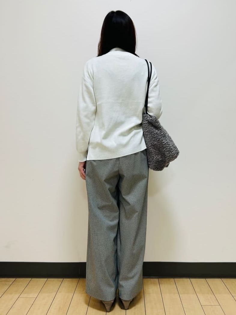 miiiさんの「Reflect｜【裏起毛／ゆったりシルエット】ストレートワイドパンツ」を使ったコーディネート