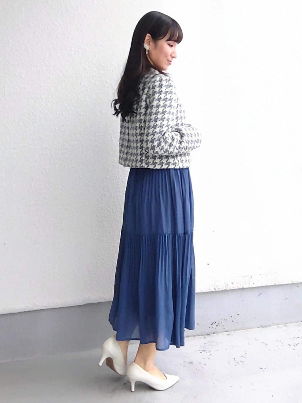 keinaさんの「SunaUna｜【COLLECTION LINE】ツイードラッフルジャケット」を使ったコーディネート