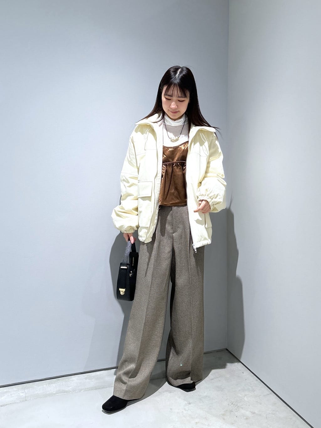 Renoさんの「INDIVI｜【再入荷】ビッグポケット中綿フォルムコート」を使ったコーディネート