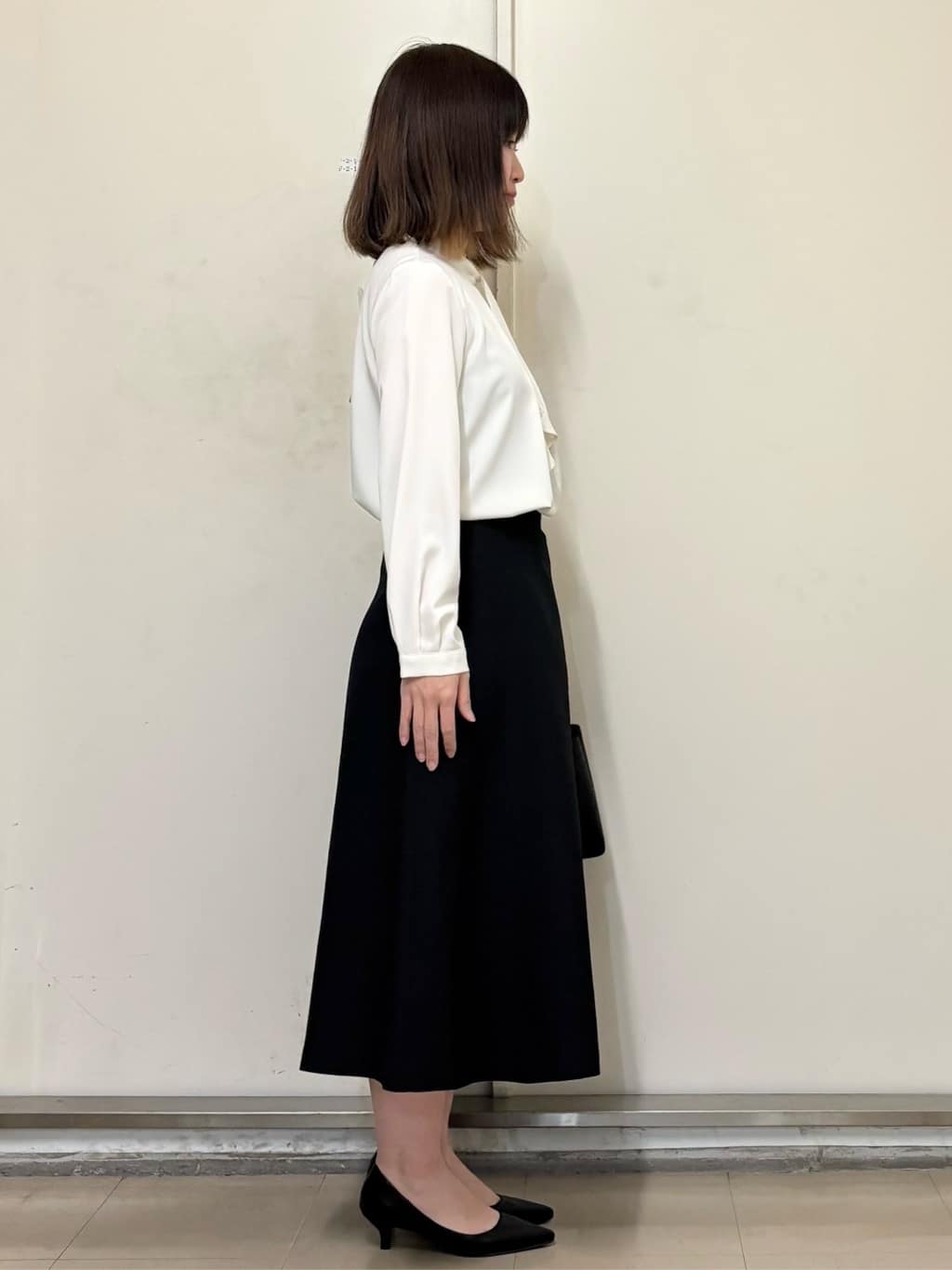 やまさんの「OPAQUE.CLIP｜【2WAY】サフィアーノ調ミドルワンハンドルバッグ」を使ったコーディネート
