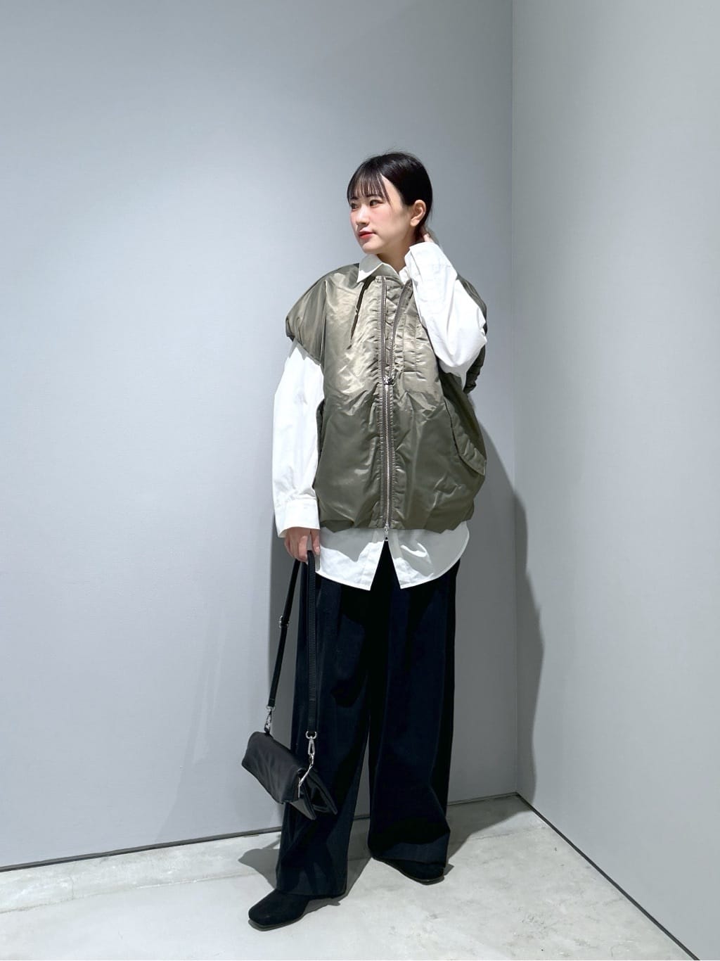Renoさんの「INDIVI｜ビッグシュシュ」を使ったコーディネート
