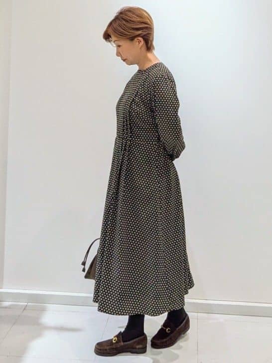 mamiさんの「Reflect｜【お食事会やお出かけに◎】ふんわりジャカード編みカーディガン」を使ったコーディネート