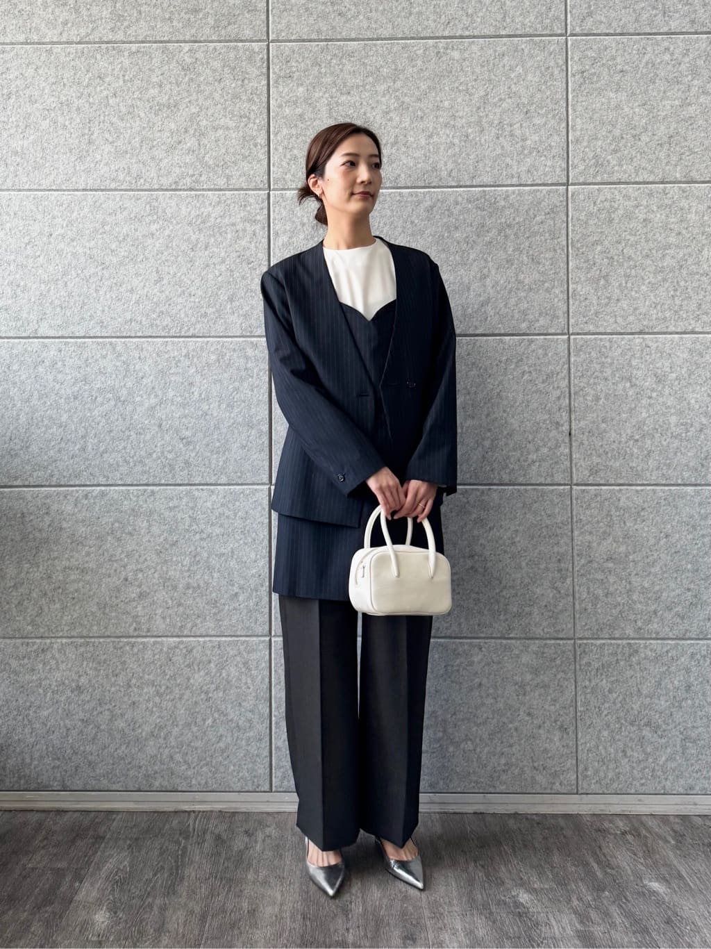 uchi__yamaさんの「CODE A｜power shollder mini dress」を使ったコーディネート