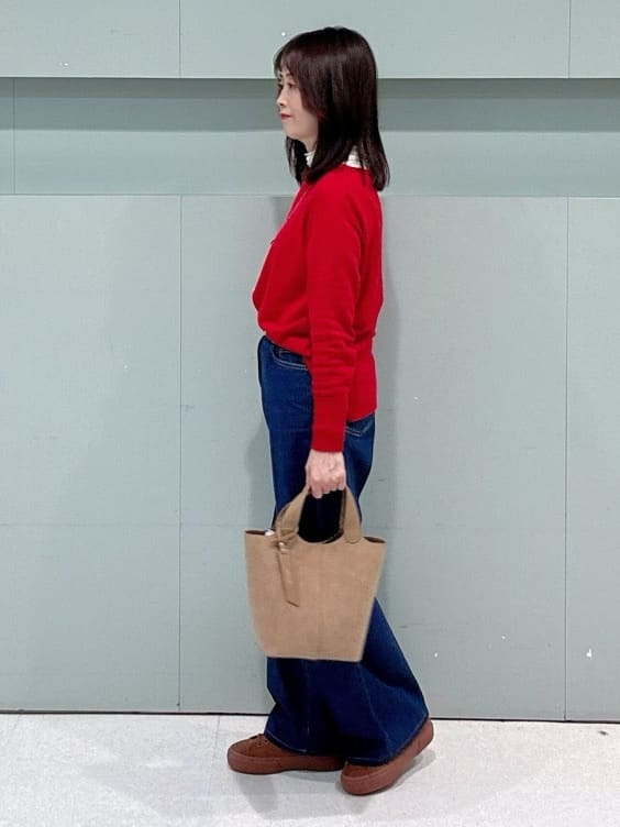 makiさんの「UNTITLED｜【はっ水機能/フード取り外し可】ミディダウンコート」を使ったコーディネート