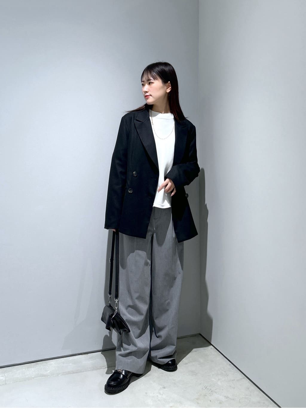 Renoさんの「INDIVI｜Comfy SET UP｜ダブルブレストジャケット【再入荷／セットアップ対応／通勤／カセット服】」を使ったコーディネート