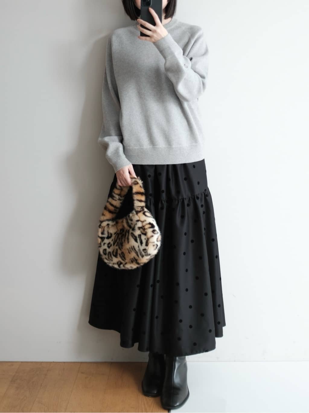 Kishimotoさんの「DRESSTERIOR｜◆ショートブーツ」を使ったコーディネート