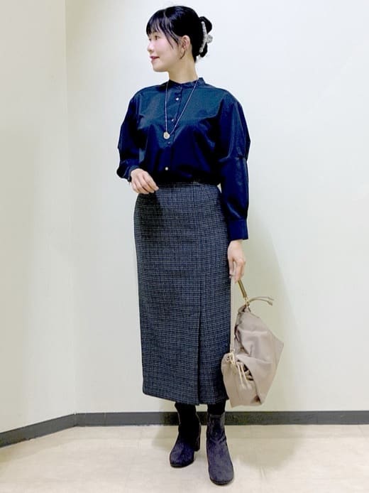  beni_gingerさんの「Reflect｜【さらっと一枚で決まる／重ね着にもおすすめ◎】タックスリーブシャツブラウス」を使ったコーディネート
