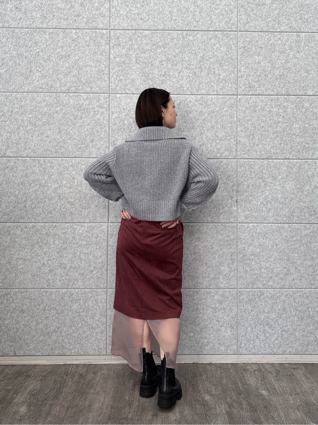 ayanoさんの「INDIVI｜スエードライクレイヤースカート」を使ったコーディネート