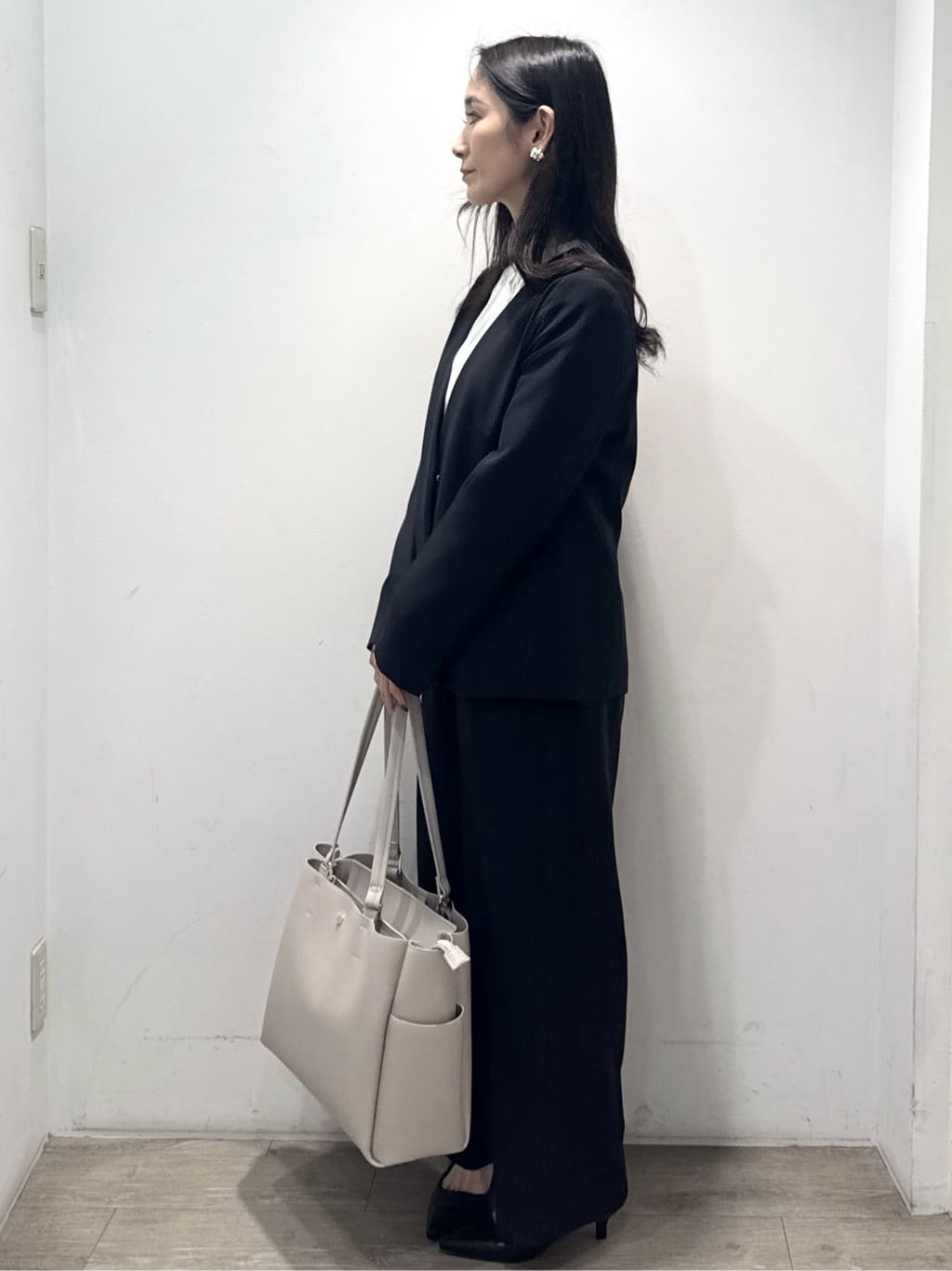yuicciさんの「OPAQUE.CLIP｜《通勤／セットアップ対応》 Vネックジャケット／ダブルクロス【洗濯機OK】」を使ったコーディネート