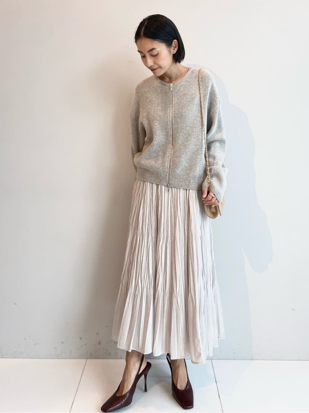 AYAさんの「UNTITLED｜【ゆったりサイズ／着丈短め】ジップニットカーディガン」を使ったコーディネート