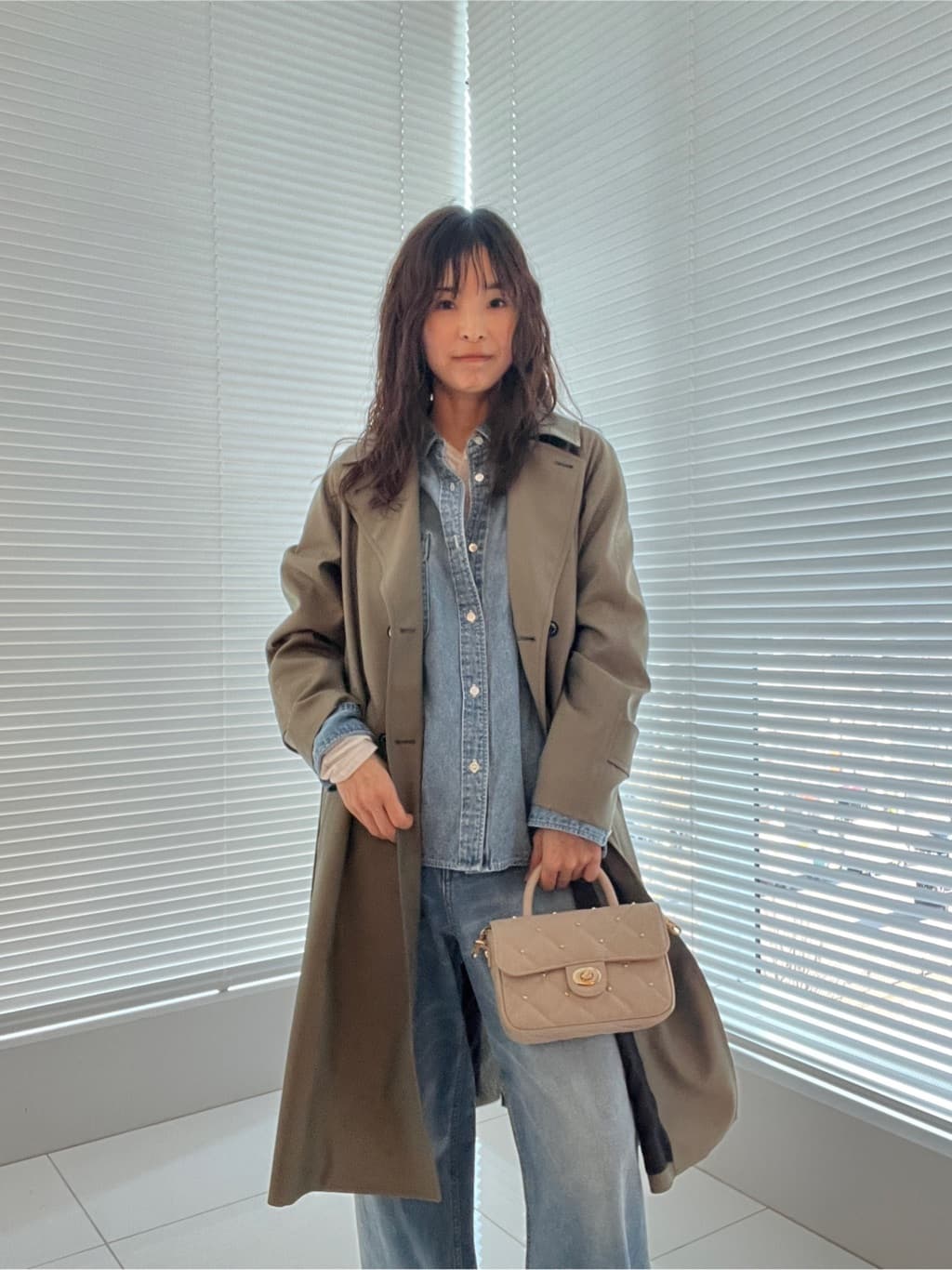 misaさんの「DRESSTERIOR｜ヴィンテージ加工ワイドデニムパンツ」を使ったコーディネート