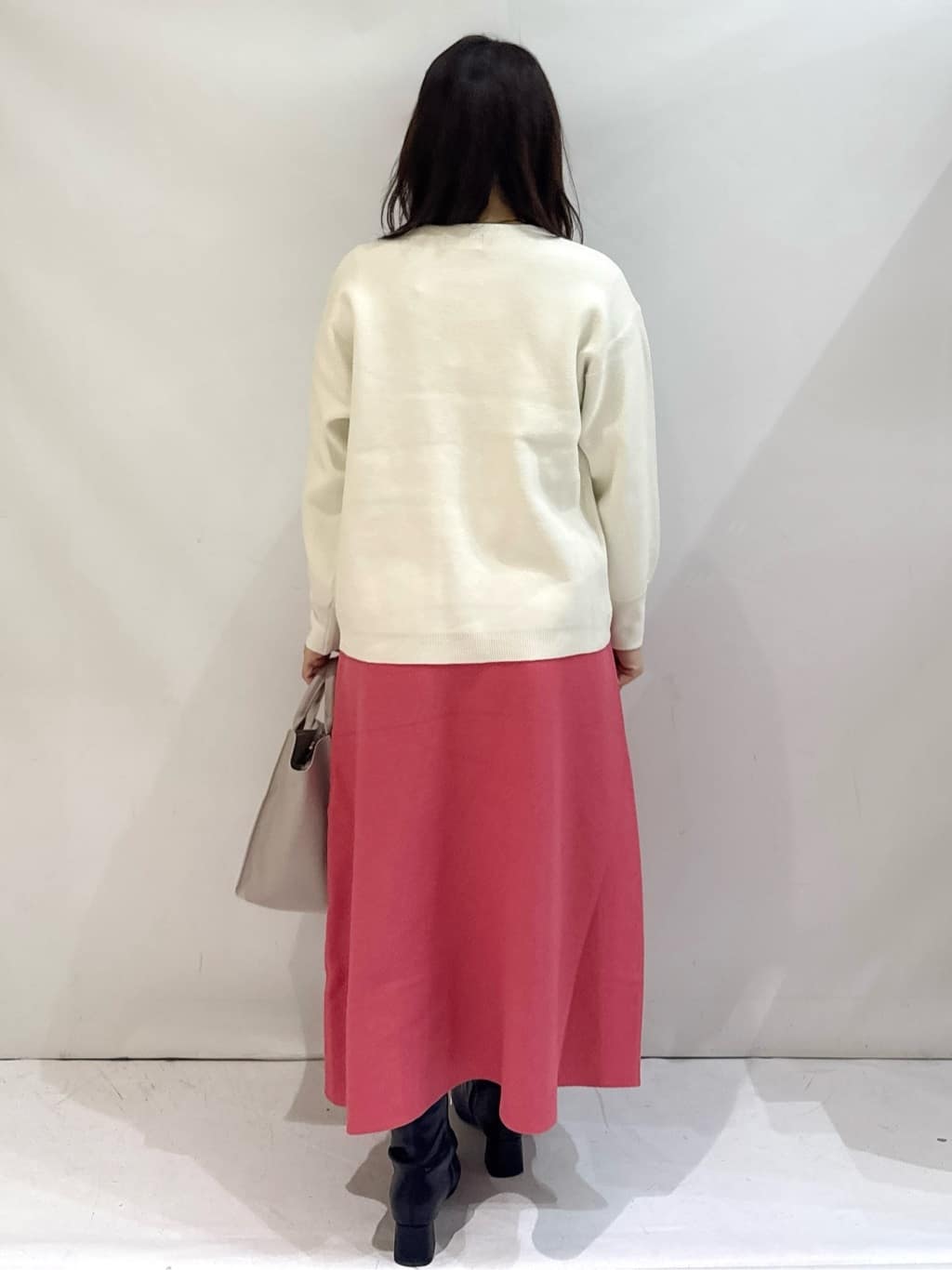 nakkoさんの「OPAQUE.CLIP｜サイド編地切替ニットトップス／セットアップ対応【洗濯機OK】」を使ったコーディネート