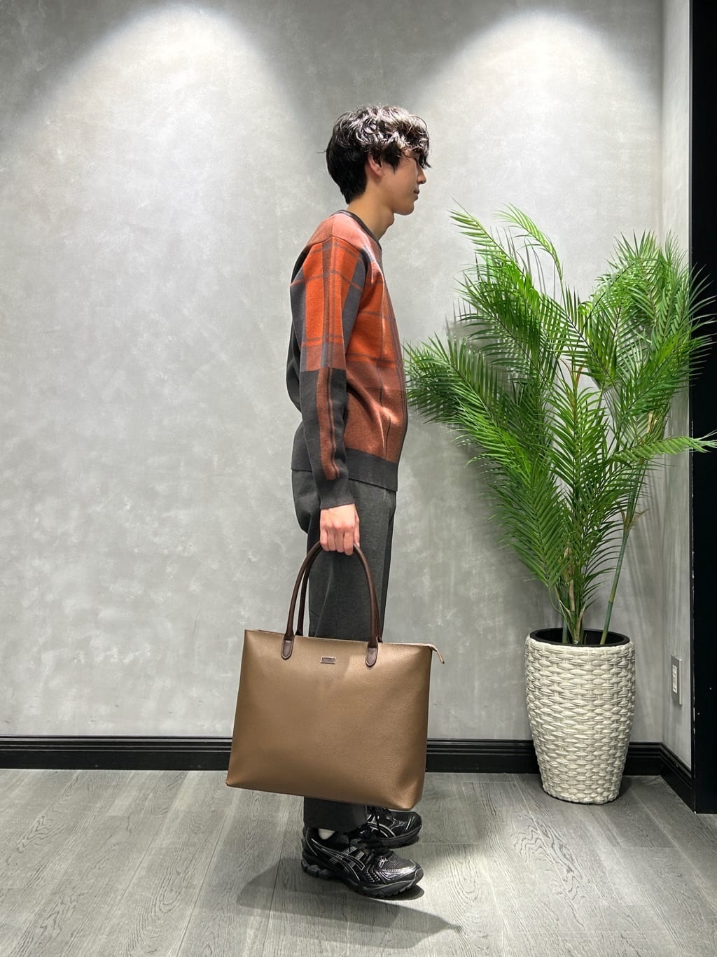 ruiさんの「TAKEO KIKUCHI｜ランダム チェック ジャカード ニット」を使ったコーディネート