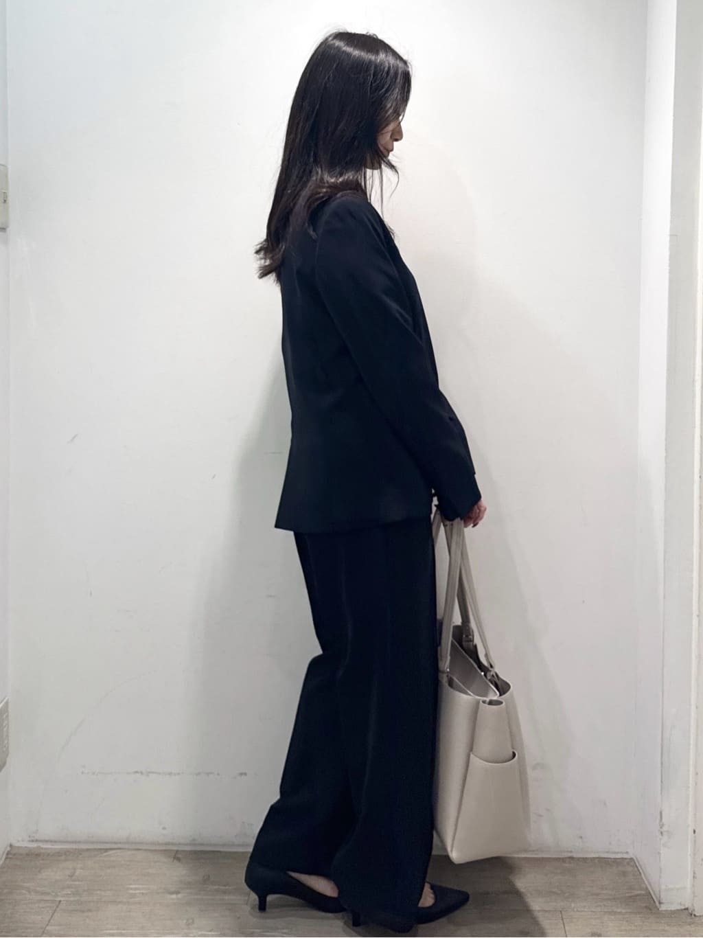 yuicciさんの「OPAQUE.CLIP｜《通勤／セットアップ対応》 Vネックジャケット／ダブルクロス【洗濯機OK】」を使ったコーディネート