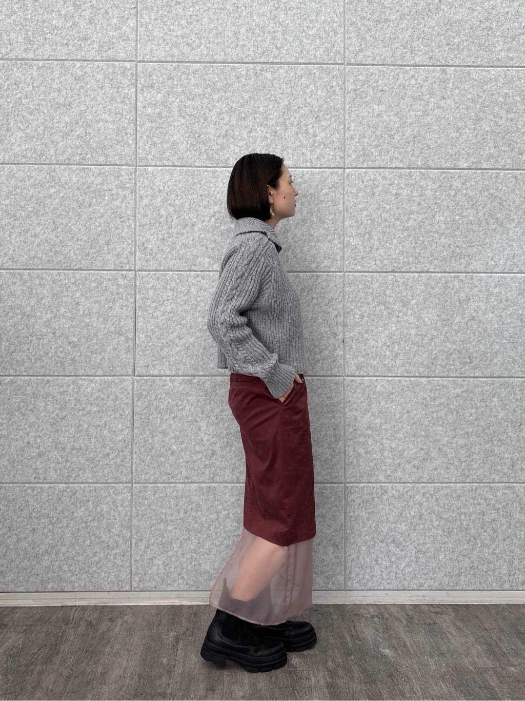 ayanoさんの「INDIVI｜スエードライクレイヤースカート」を使ったコーディネート