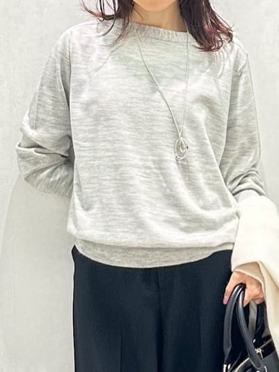 Miwaさんの「UNTITLED｜【アンサンブル可/洗える】シルクウールカシミヤ ドルマンスリーブニット」を使ったコーディネート