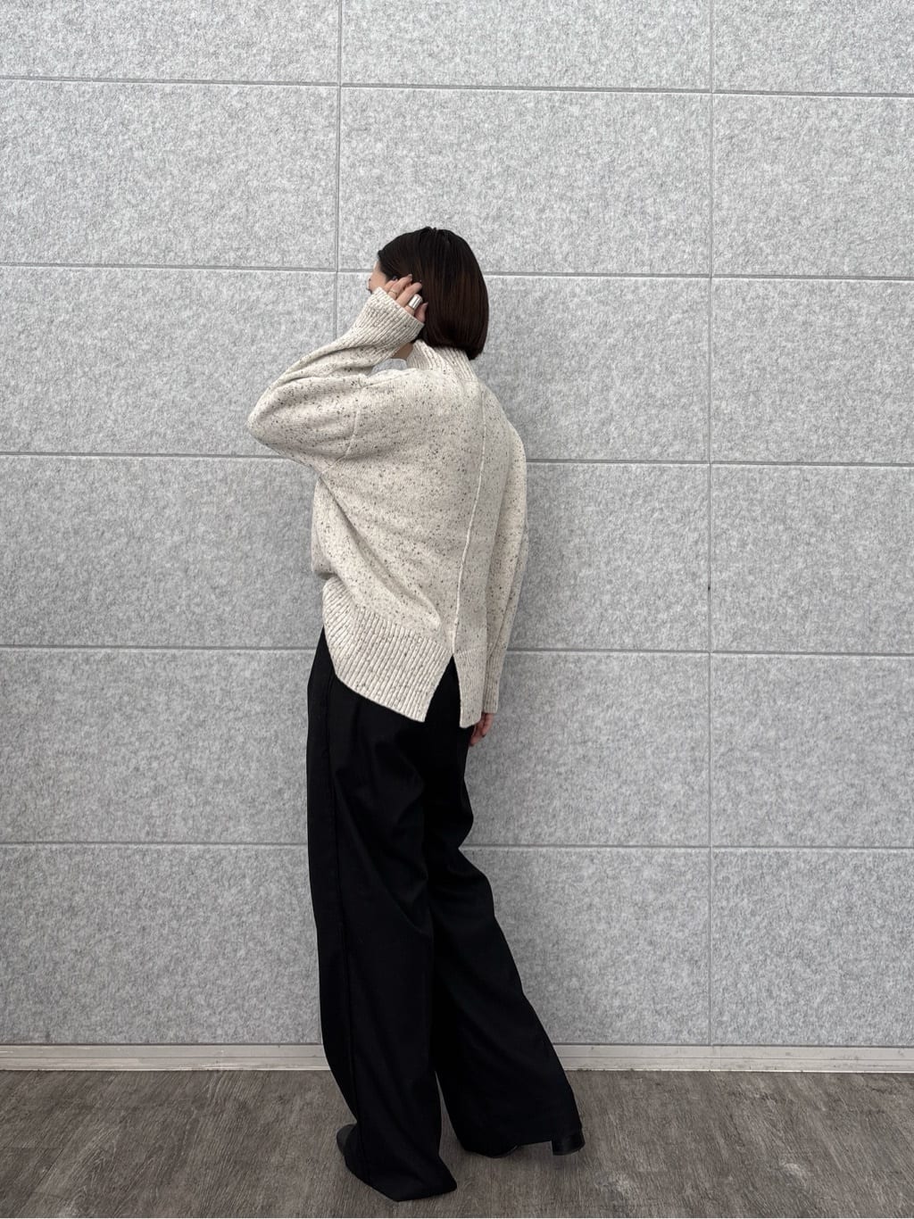 ayanoさんの「INDIVI｜Comfy SET UP｜イージーストレートスラックス【セットアップ対応／通勤／カセット服】」を使ったコーディネート