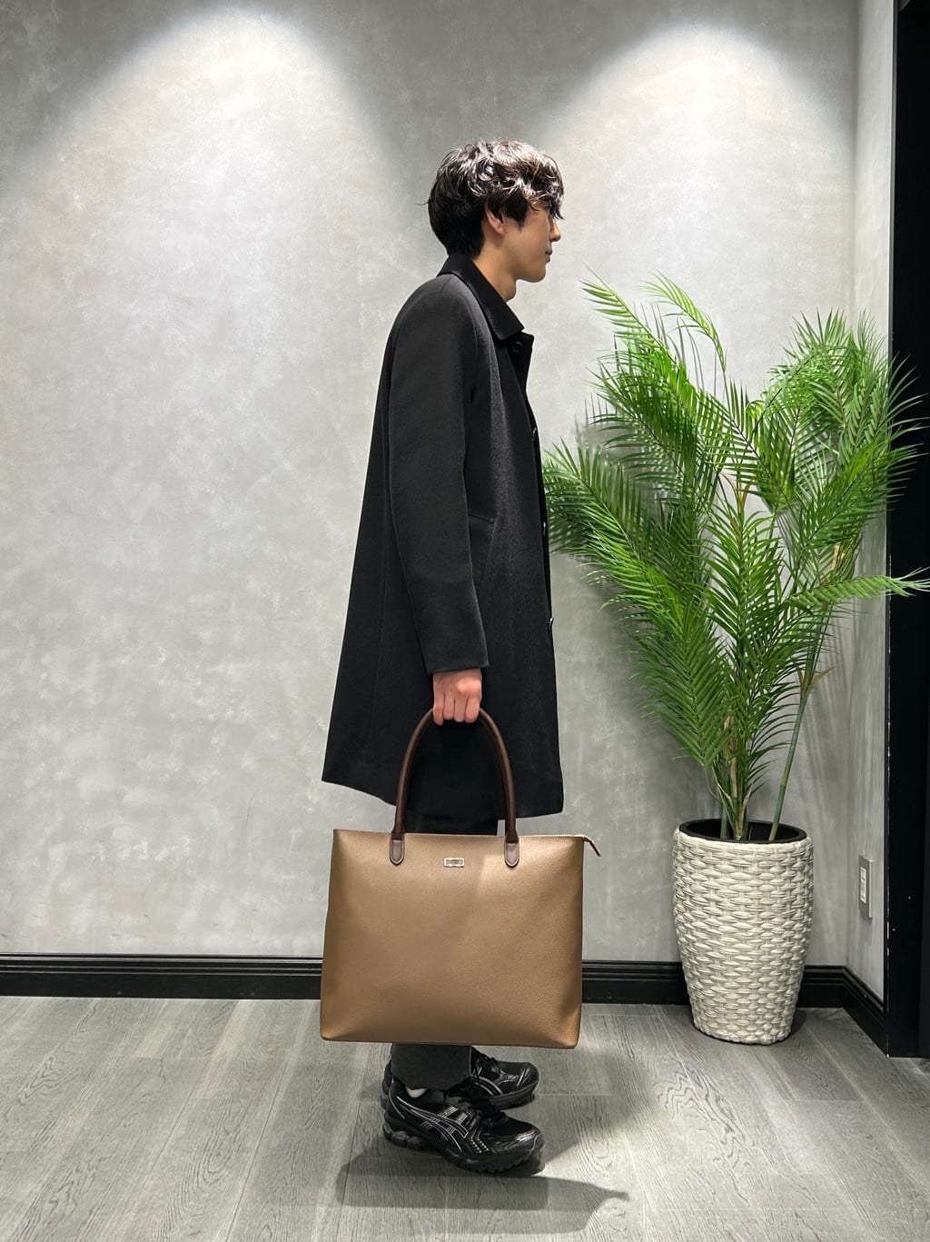 ruiさんの「TAKEO KIKUCHI｜カシミヤブレンド ビーバー調ステンカラーコート」を使ったコーディネート