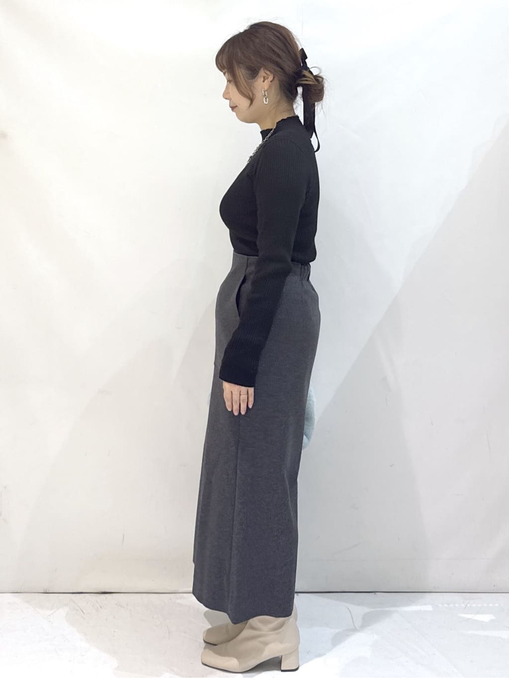 やすさんの「OPAQUE.CLIP｜ハイネックリブニット【洗濯機OK】」を使ったコーディネート