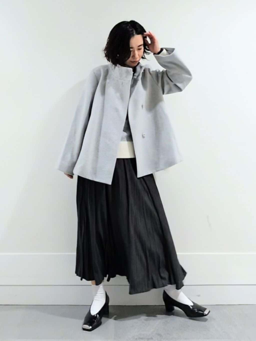 ミズタさんの「UNTITLED｜【着回しが効く／オンオフアウター】ウールショートコート」を使ったコーディネート