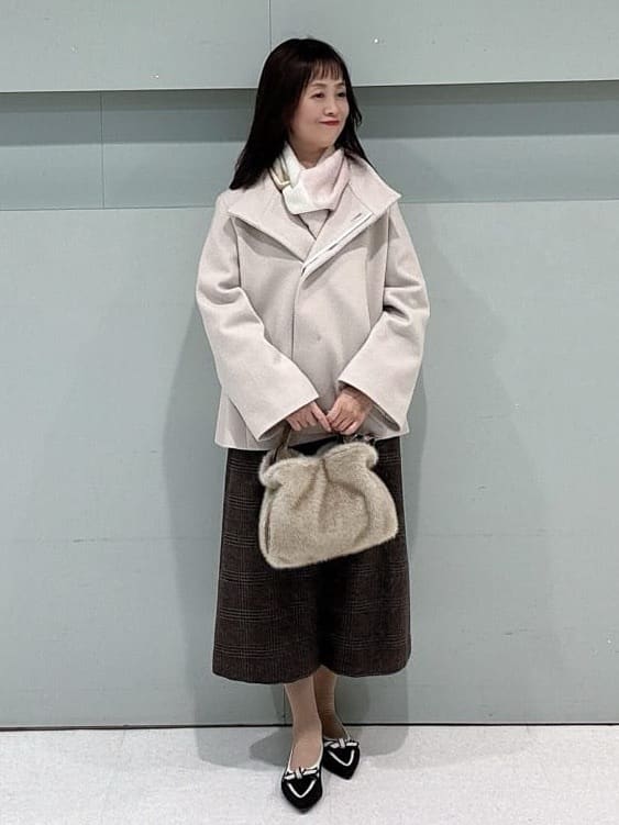 makiさんの「UNTITLED｜【着回しが効く／オンオフアウター】ウールショートコート」を使ったコーディネート