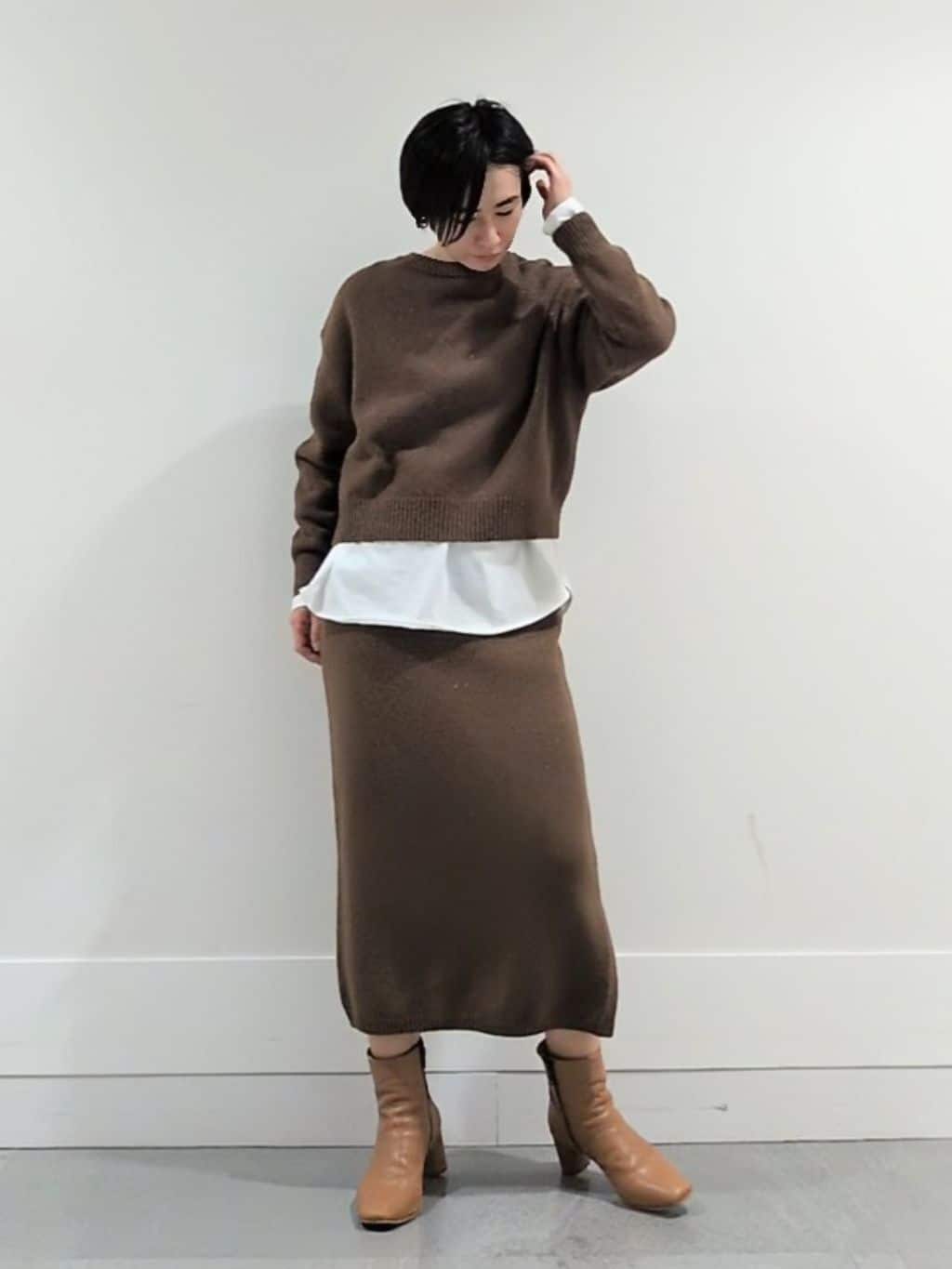 ミズタさんの「UNTITLED｜【セットアップ可/ゆったり】ウール混ラメニット」を使ったコーディネート