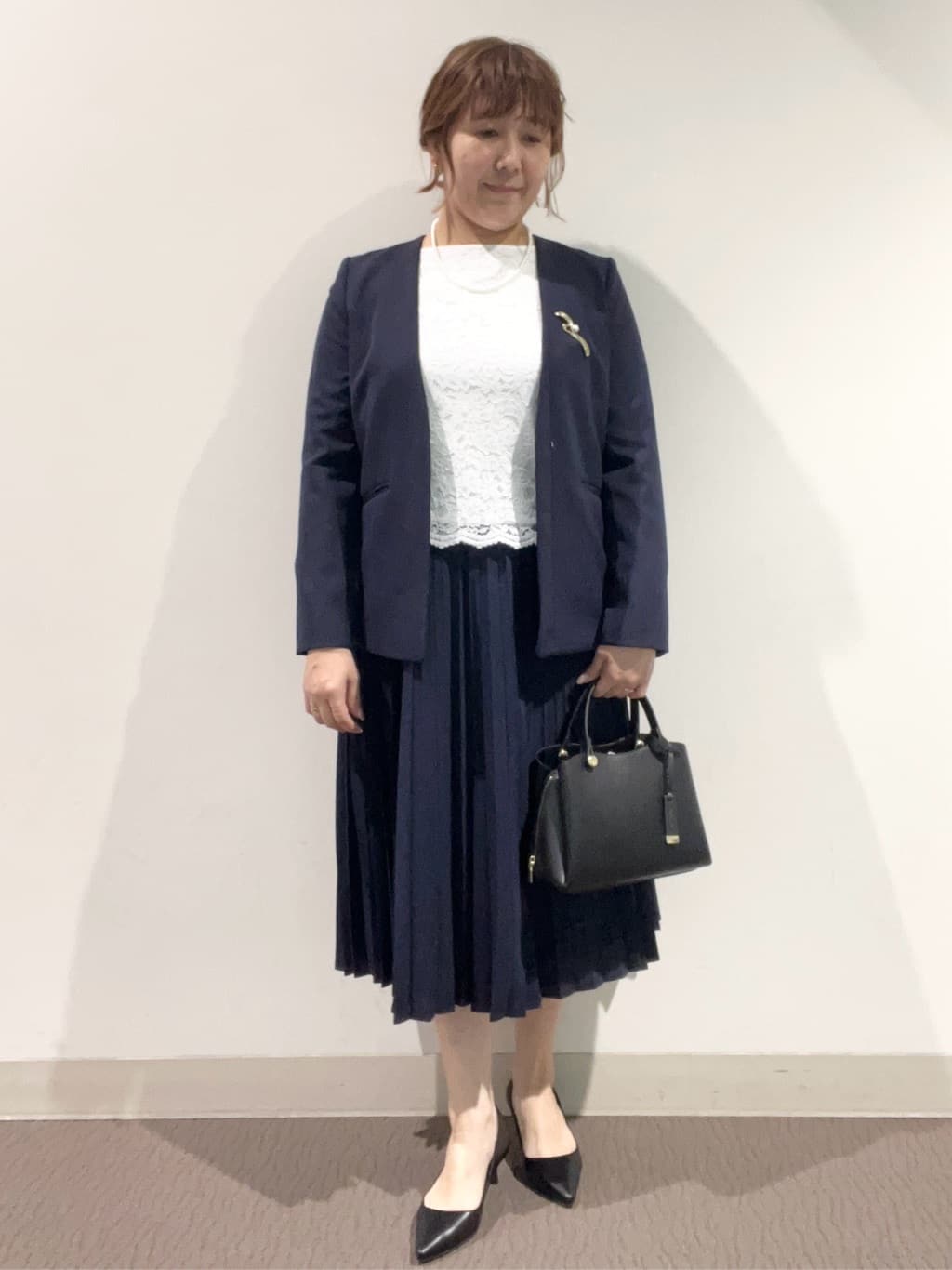 のん.Yさんの「OPAQUE.CLIP｜《通勤／セットアップ対応》 Vネックジャケット／ダブルクロス【洗濯機OK】」を使ったコーディネート