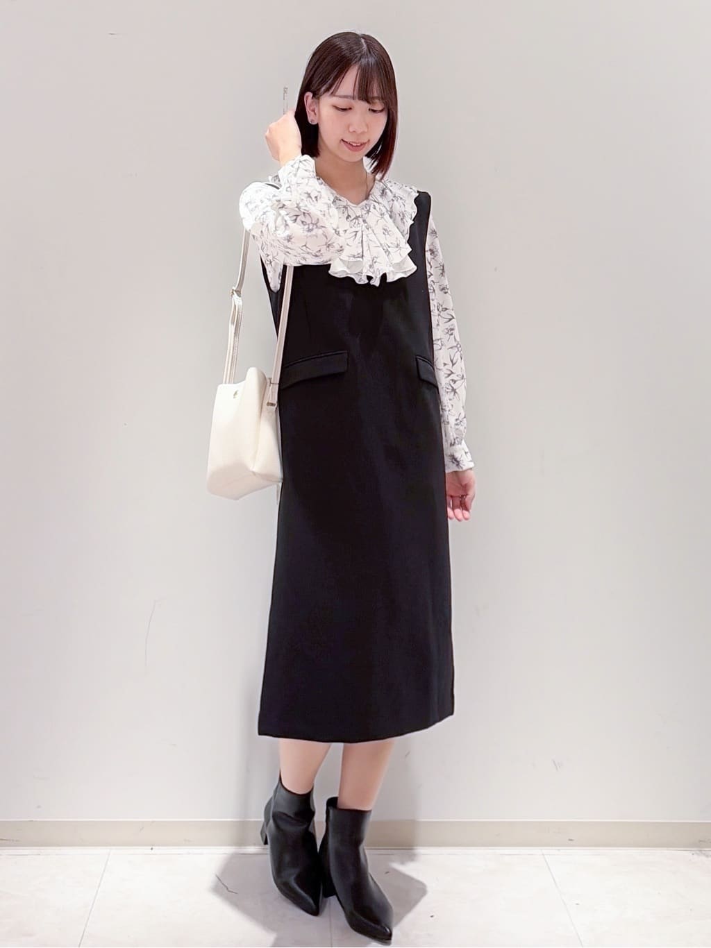 yurinaさんの「index｜キーネックジャンスカ【洗濯機OK／防シワ／イージーアイロン】」を使ったコーディネート