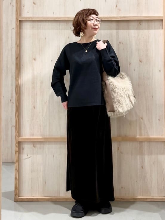 nakoさんの「THE SHOP TK｜【S-XLサイズ/選べる7色】どこから見ても美しい ガーターニット/毛玉になりにくい/洗濯機OK」を使ったコーディネート