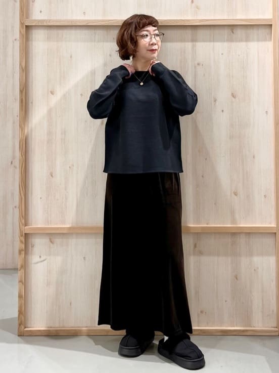 nakoさんの「THE SHOP TK｜【S-XLサイズ/選べる7色】どこから見ても美しい ガーターニット/毛玉になりにくい/洗濯機OK」を使ったコーディネート