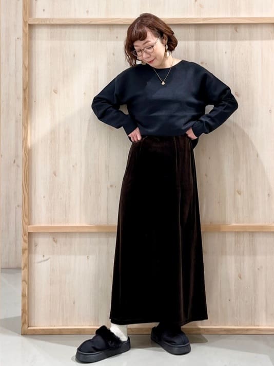nakoさんの「THE SHOP TK｜【S-XLサイズ/選べる7色】どこから見ても美しい ガーターニット/毛玉になりにくい/洗濯機OK」を使ったコーディネート