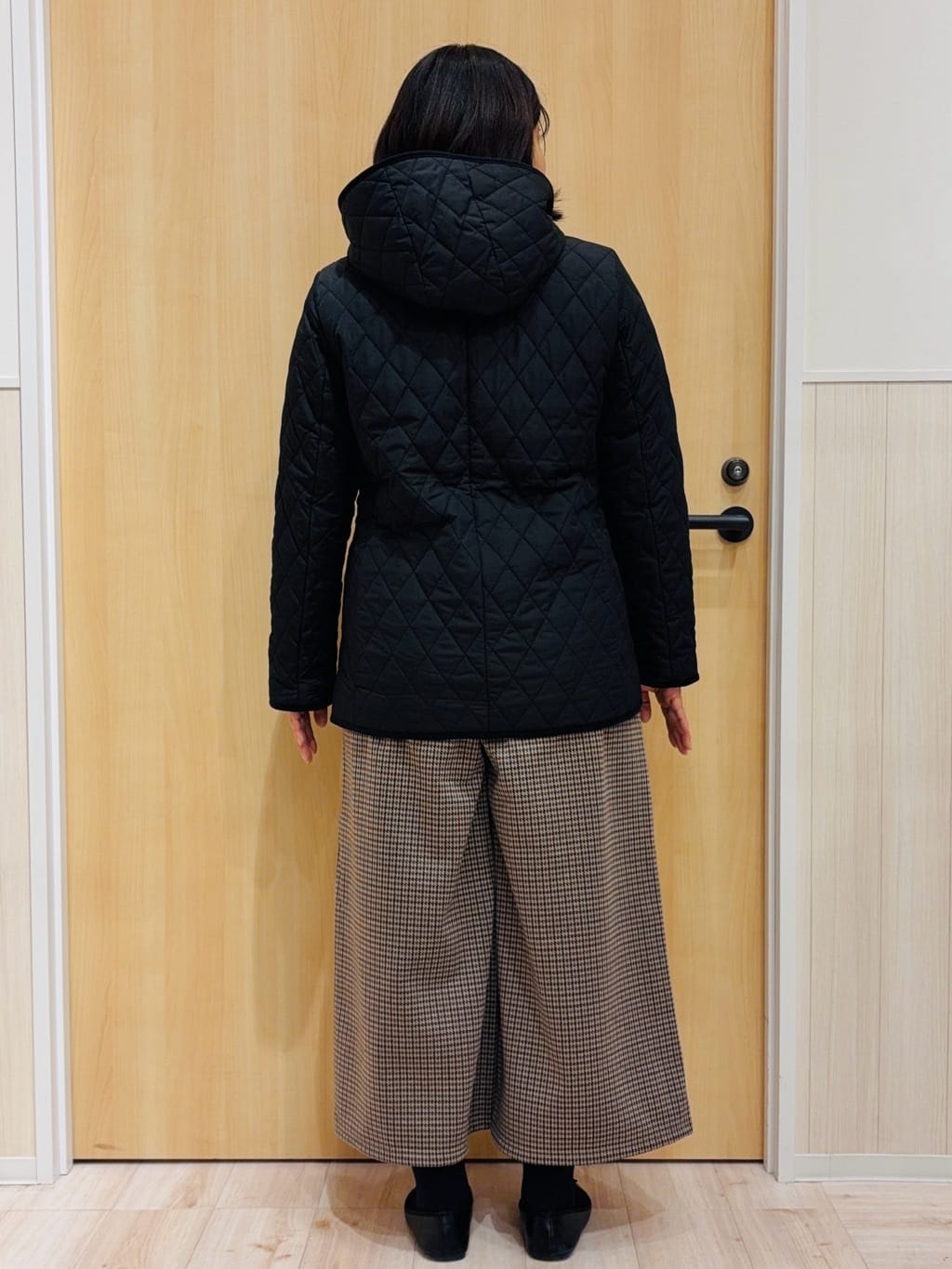 すーさんの「SHOO･LA･RUE｜【絶妙なゆるピタ/洗濯機可】ちくちくしにくい リブハイネックやわらかニット」を使ったコーディネート