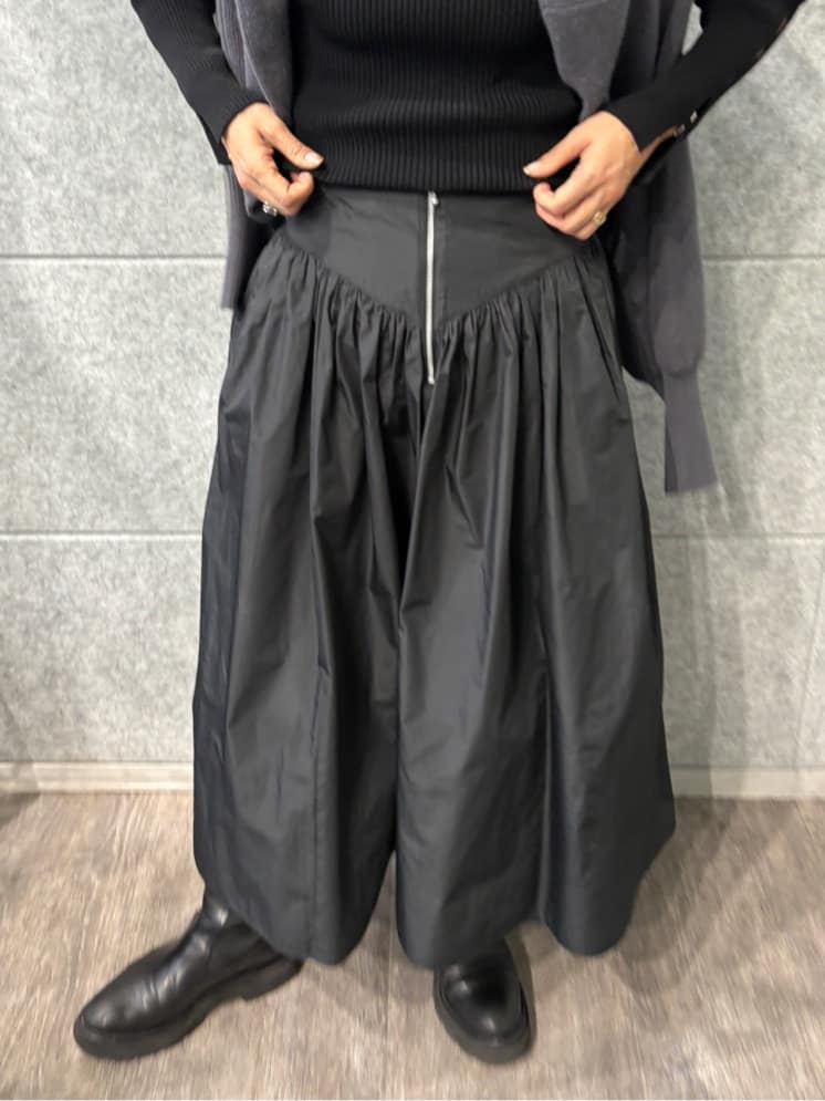 ibuさんの「CODE A｜zip form cardigan」を使ったコーディネート