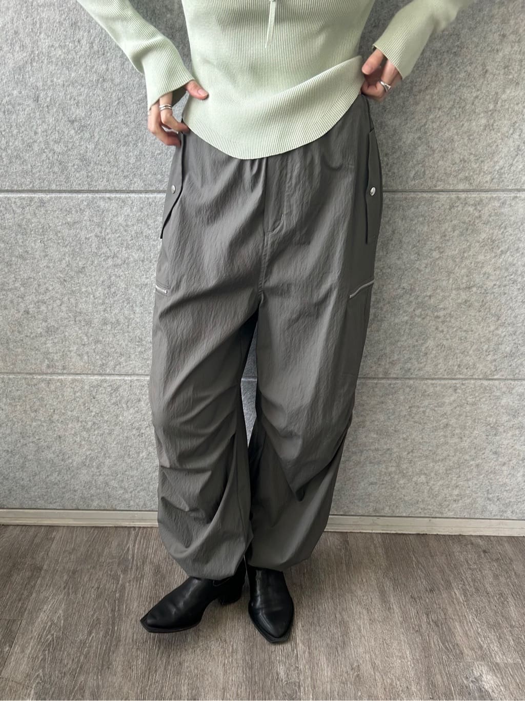 honoka Aさんの「CODE A｜Airy volume cargo」を使ったコーディネート