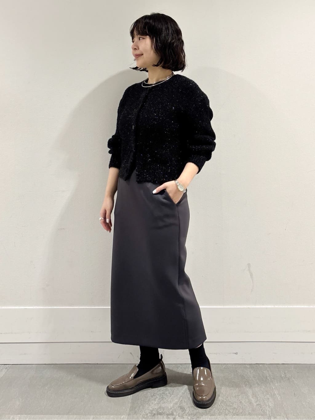 モエカさんの「UNTITLED｜【ラメ風/着映え】ファンシーヤーン カーディガン」を使ったコーディネート