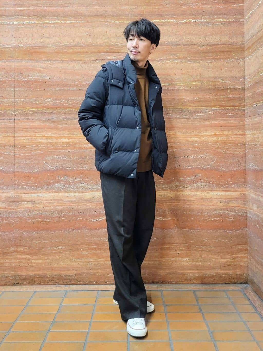 piroyaさんの「TAKEO KIKUCHI｜【袖取り外し可】デタッチャブル ダウンブルゾン」を使ったコーディネート
