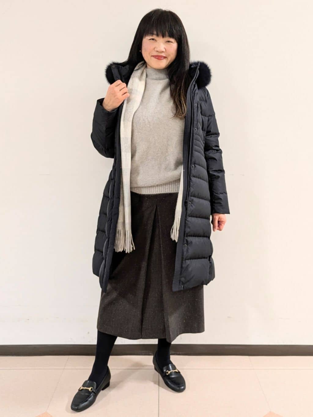 ともさんの「UNTITLED｜【はっ水機能/フード取り外し可/防寒】ロングダウンコート」を使ったコーディネート