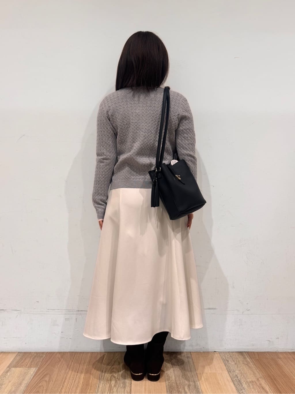 miさんの「grove｜バイカラーハイネックニット」を使ったコーディネート