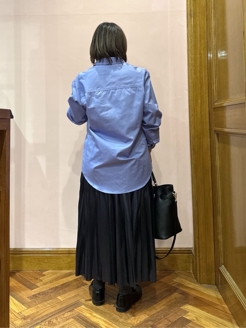 komatsuさんの「DRESSTERIOR｜【インナー使いに最適/しっとり暖かな吸湿発熱素材】タートルネックプルオーバー」を使ったコーディネート