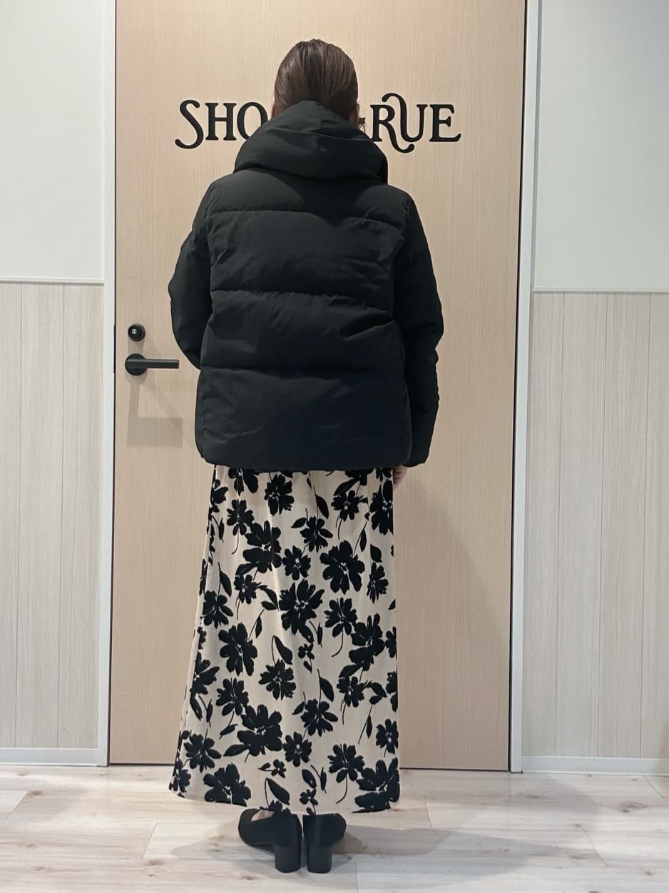 funafunaさんの「SHOO･LA･RUE｜【撥水/洗える】ショートフーディーダウン」を使ったコーディネート